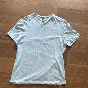 Lululemon Athletica Gray Short Sleeve Tee